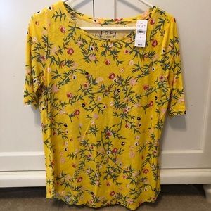 NWT Loft yellow floral spring top size Small